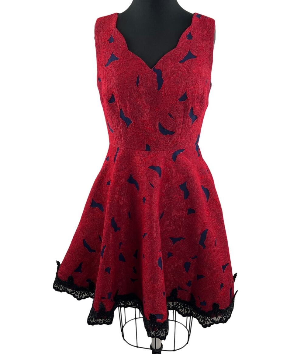 ALBERTO MAKALI Jacquard Fit & Flare Dress Red Blue Sleeveless Lace Trim Size 8